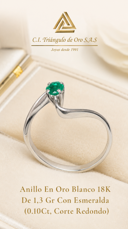 Anillo En Oro Blanco 18K Con Esmeralda
