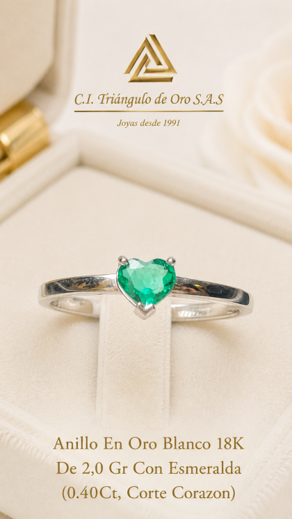 Anillo En Oro Blanco 18K Con Esmeralda