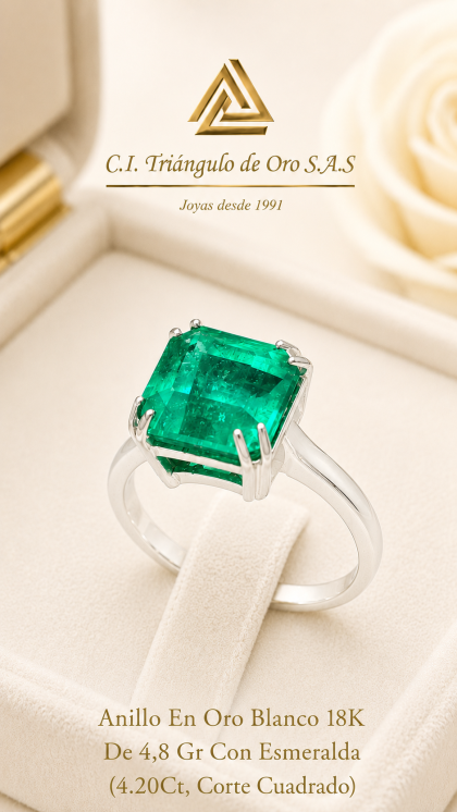 Anillo En Oro Blanco 18K Con Esmeralda