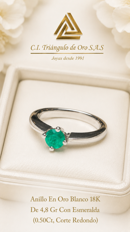 Anillo En Oro Blanco 18K Con Esmeralda