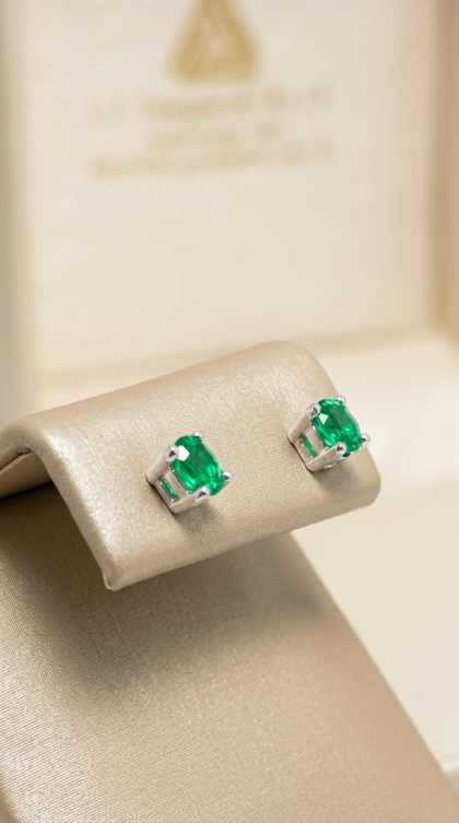 Topos En Oro Blanco 18K Con Esmeraldas