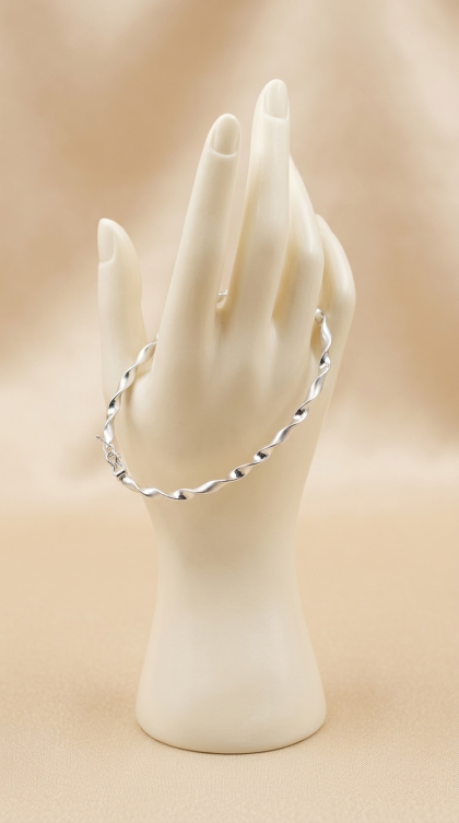 Aro En Oro Blanco 18K Diseño Mercocha