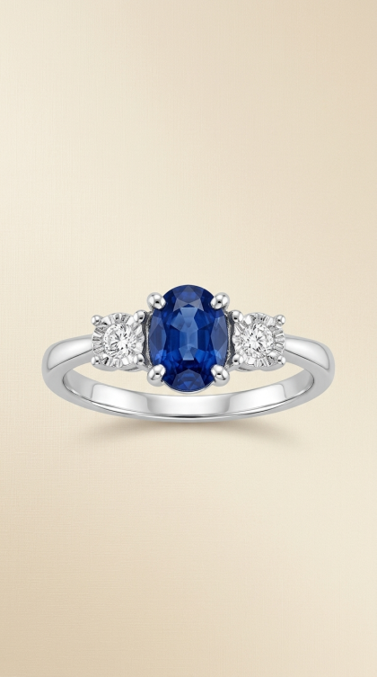 Anillo en oro blanco 18K con Zafiro y Diamantes