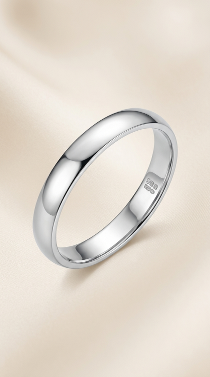 Argolla en oro blanco 18K