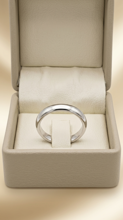 Argolla en oro blanco 18K
