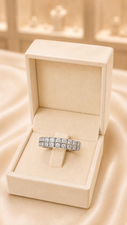 Argolla en oro blanco 18K con Diamantes