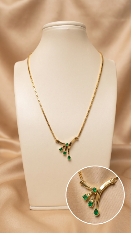 Gargantilla en oro amarillo 18K con Esmeraldas