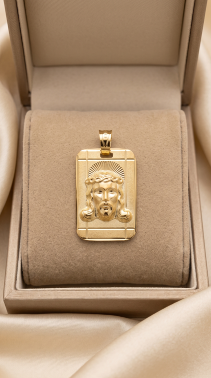 Dije Rostro de Jesús en Oro Amarillo 18K