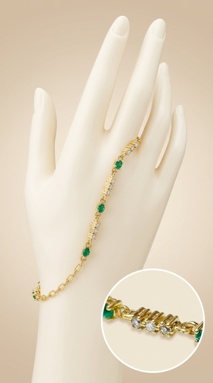 Pulsera En Oro Amarillo 18K Tejido Clip Con Diamantes y Esmeraldas