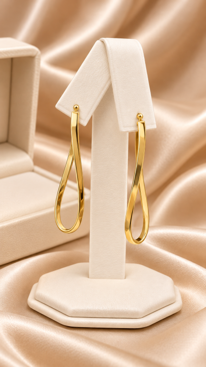 Candongas Alargadas En Oro Amarillo 18K Diseño Arquitectónico