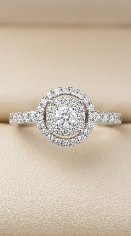 Anillo en oro blanco 18K con Diamantes